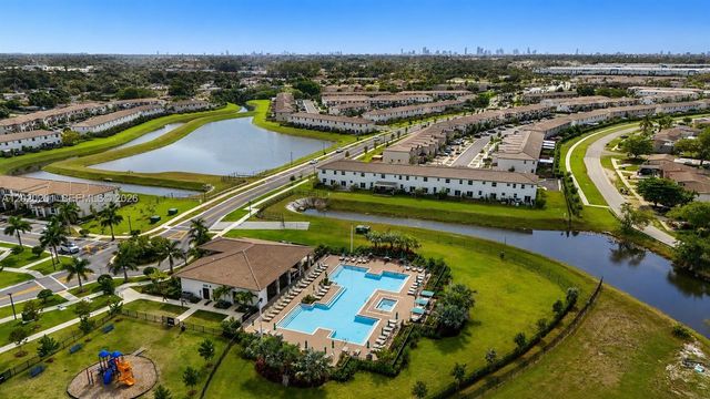12023 NW 24th Pl 12023, Miami, FL 33167