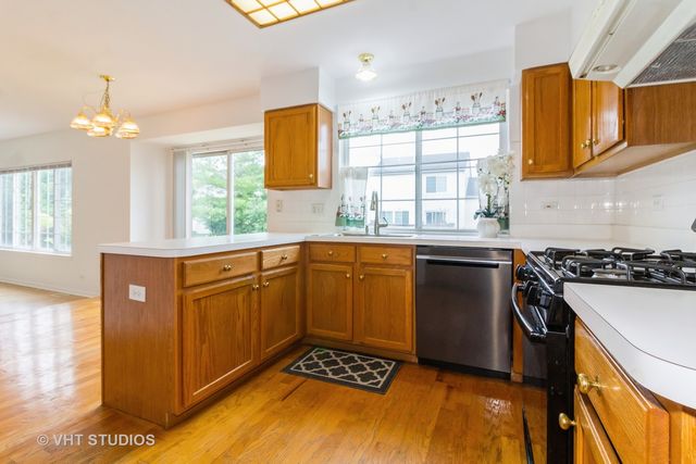 3425 Butler Walk, Naperville, IL 60564