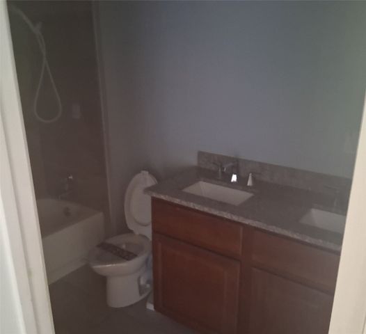 4917 Willowhaven Circle, Garland, TX 75043