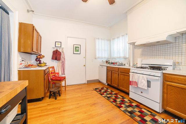 257 Saint John Street, New Haven, CT 06511