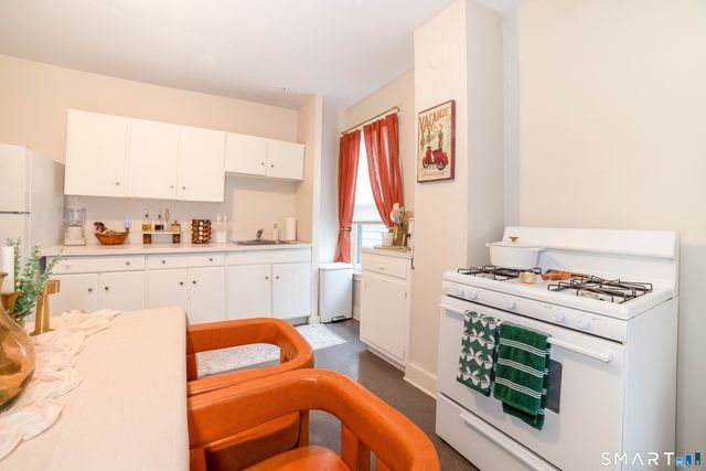 257 Saint John Street, New Haven, CT 06511