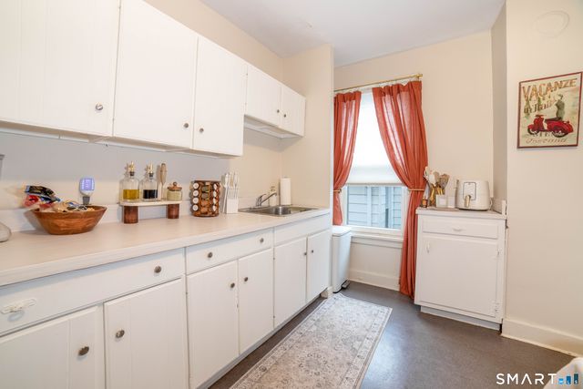 257 Saint John Street, New Haven, CT 06511