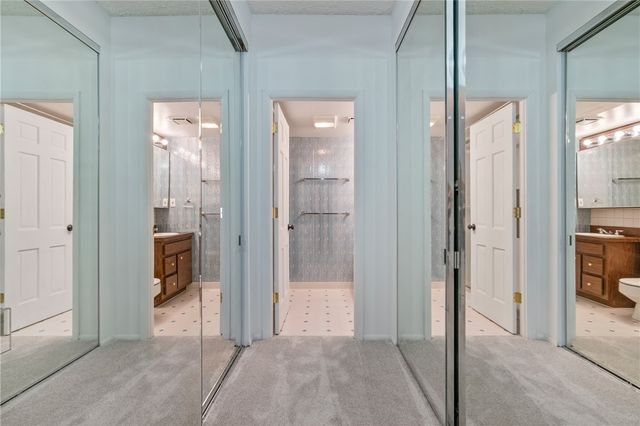 5600 Munhall Road 203, Squirrel Hill, PA 15217