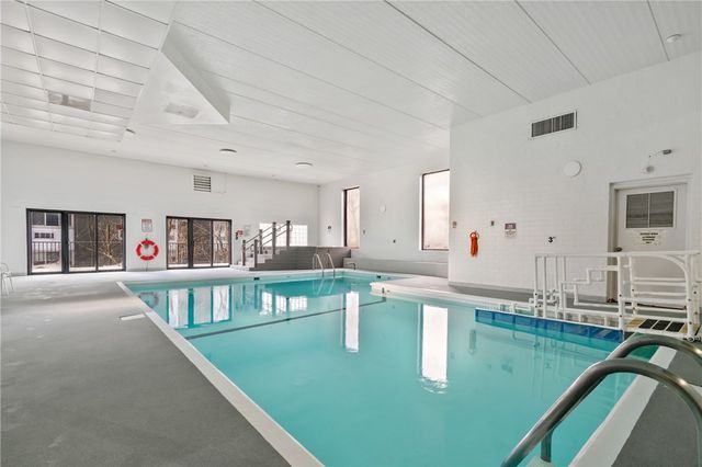 5600 Munhall Road 203, Squirrel Hill, PA 15217