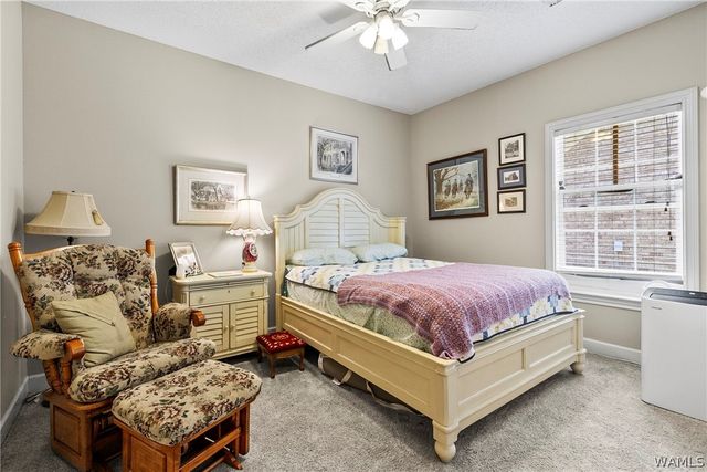 13987 Knoll Pointe, Northport, AL 35475