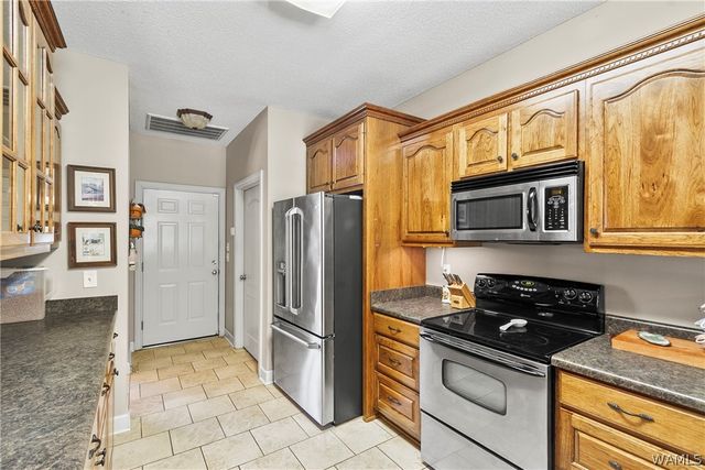 13987 Knoll Pointe, Northport, AL 35475