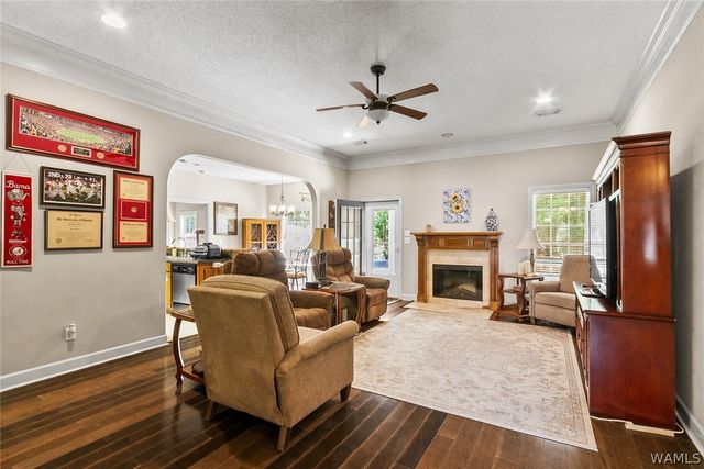 13987 Knoll Pointe, Northport, AL 35475