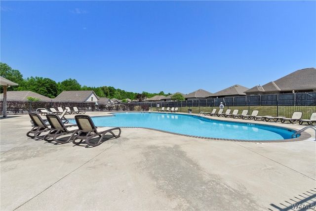 13987 Knoll Pointe, Northport, AL 35475