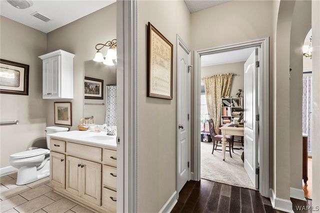 13987 Knoll Pointe, Northport, AL 35475