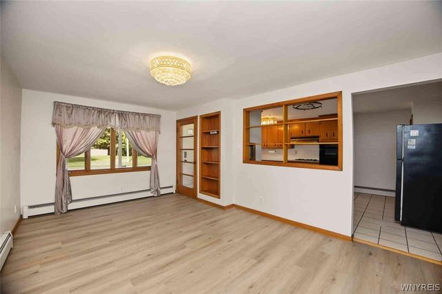 9605 Greenwald Avenue, Niagara Falls, NY 14304
