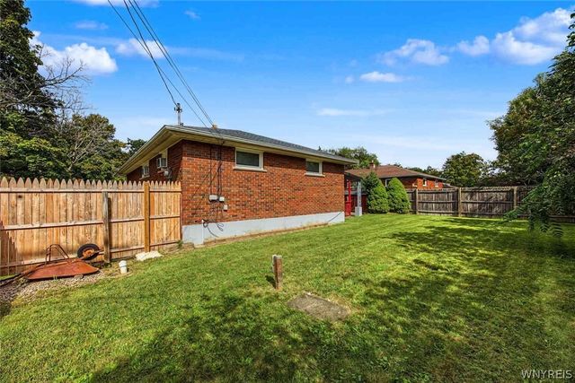 9605 Greenwald Avenue, Niagara Falls, NY 14304