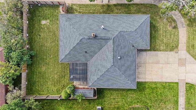 9605 Greenwald Avenue, Niagara Falls, NY 14304