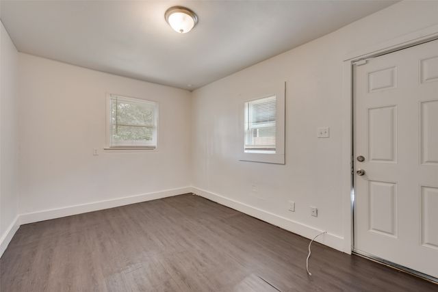 2706 Hector Street, Dallas, TX 75210