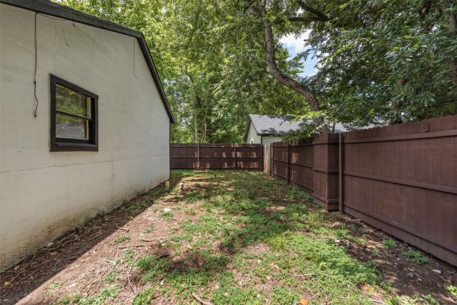 2706 Hector Street, Dallas, TX 75210