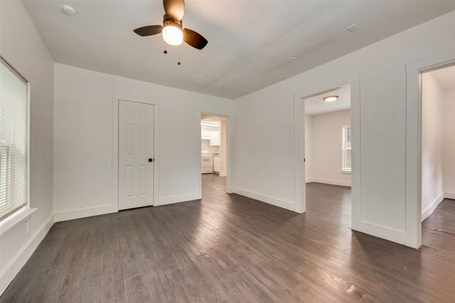 2706 Hector Street, Dallas, TX 75210