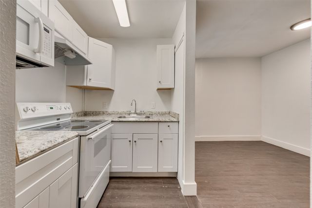 2706 Hector Street, Dallas, TX 75210