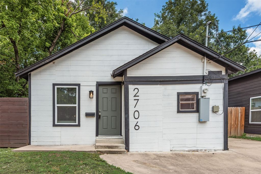2706 Hector Street, Dallas, TX 75210