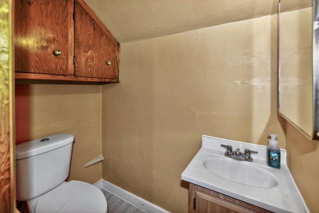 3718 S Iowa AVENUE, Saint Francis, WI 53235