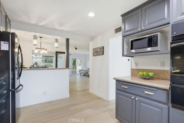 10232 Hialeah, Cypress, CA 90630