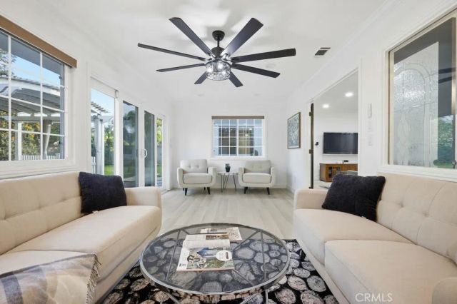 10232 Hialeah, Cypress, CA 90630