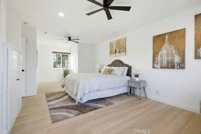 10232 Hialeah, Cypress, CA 90630