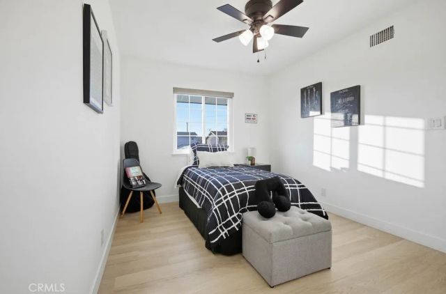 10232 Hialeah, Cypress, CA 90630