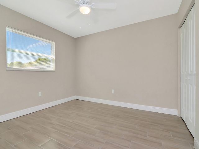 1211 62ND AVENUE E, Bradenton, FL 34203