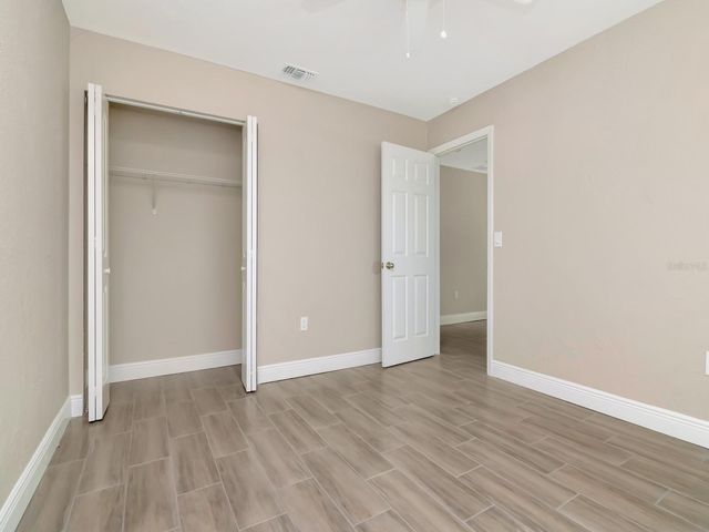 1211 62ND AVENUE E, Bradenton, FL 34203