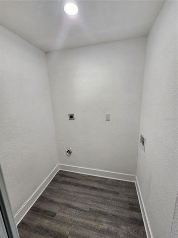 1211 62ND AVENUE E, Bradenton, FL 34203