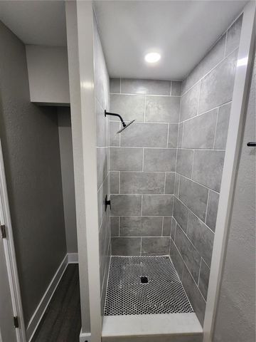 1211 62ND AVENUE E, Bradenton, FL 34203