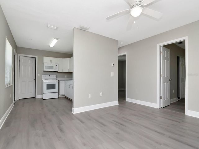 1211 62ND AVENUE E, Bradenton, FL 34203