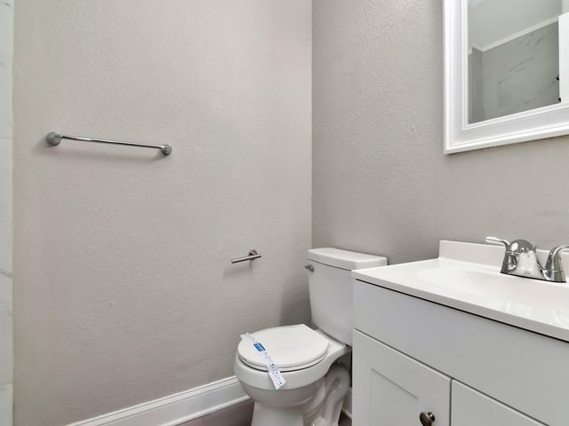 1211 62ND AVENUE E, Bradenton, FL 34203