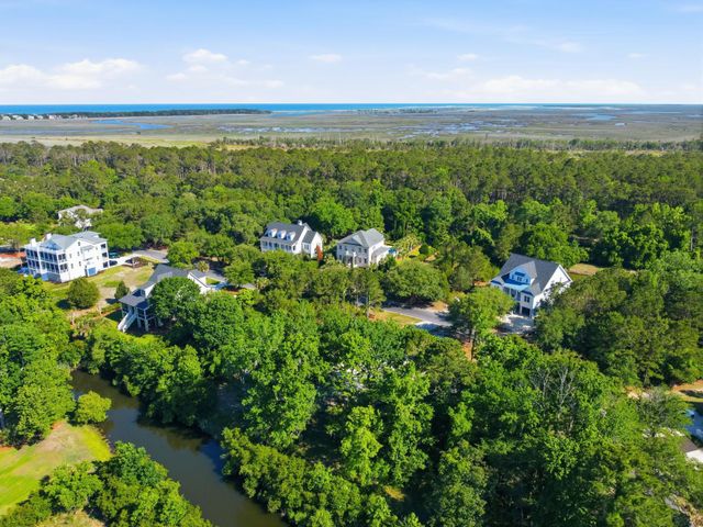 299 Colony Club Dr., Georgetown, SC 29440