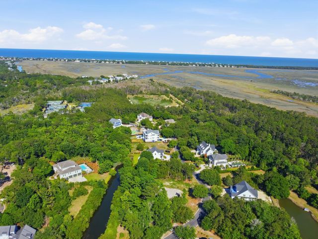 299 Colony Club Dr., Georgetown, SC 29440