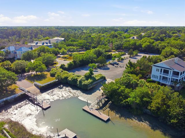299 Colony Club Dr., Georgetown, SC 29440
