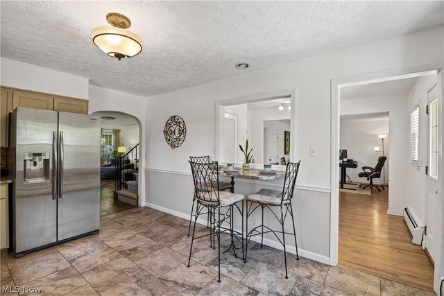 32207 Lake Road, Avon Lake, OH 44012
