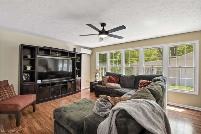 32207 Lake Road, Avon Lake, OH 44012