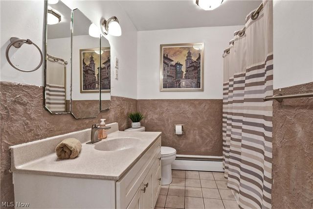 32207 Lake Road, Avon Lake, OH 44012