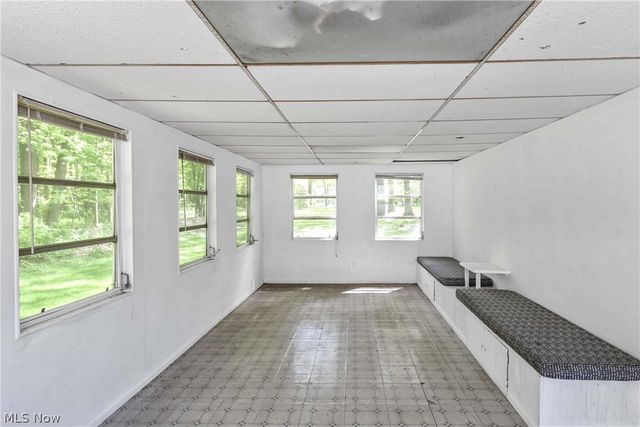 32207 Lake Road, Avon Lake, OH 44012
