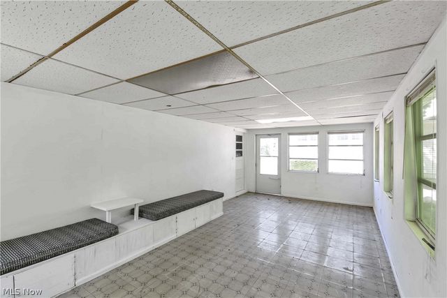 32207 Lake Road, Avon Lake, OH 44012