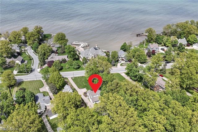 32207 Lake Road, Avon Lake, OH 44012