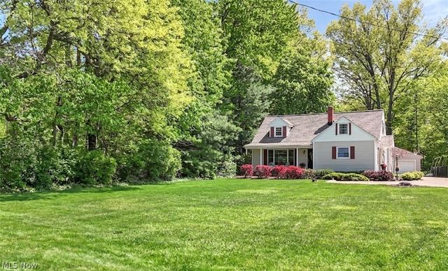 32207 Lake Road, Avon Lake, OH 44012