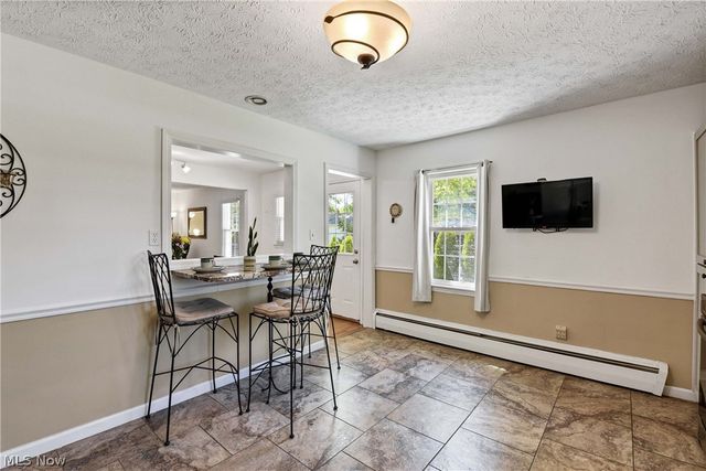 32207 Lake Road, Avon Lake, OH 44012