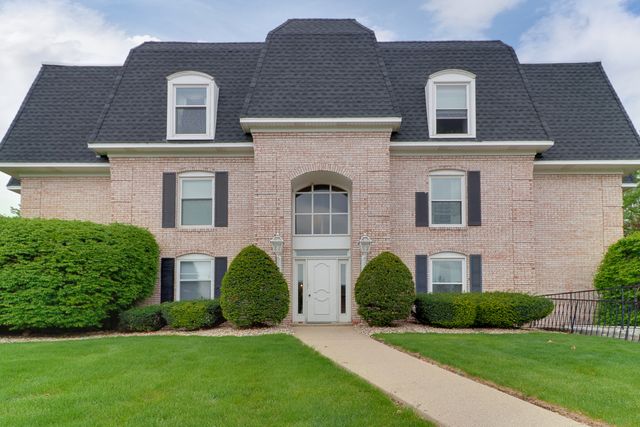 111 Rust Road 110, Bloomington, IL 61701