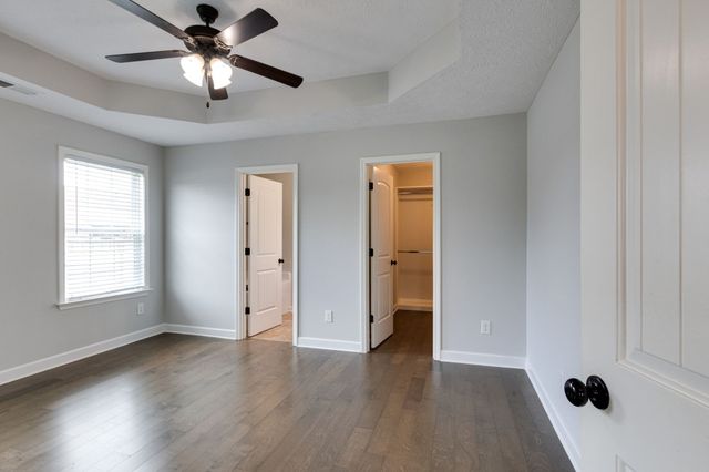 2524 Auldridge Dr, Christiana, TN 37037