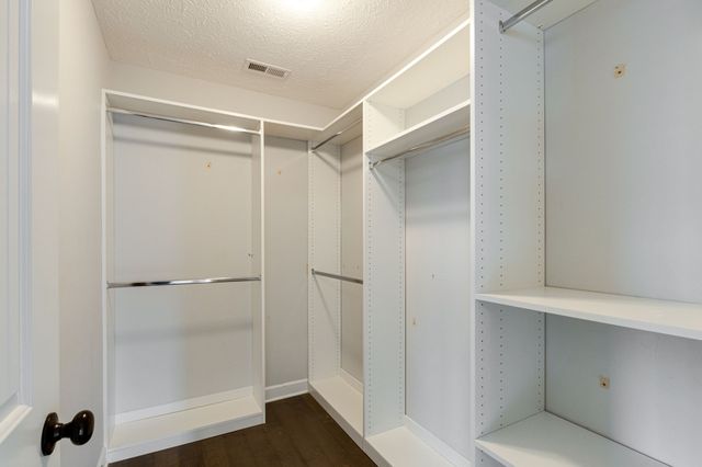 2524 Auldridge Dr, Christiana, TN 37037