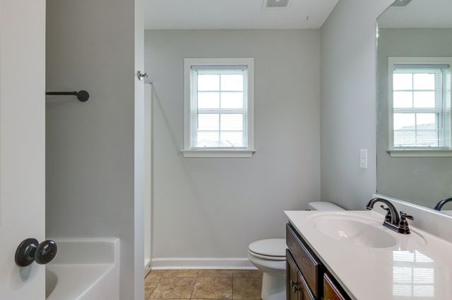 2524 Auldridge Dr, Christiana, TN 37037