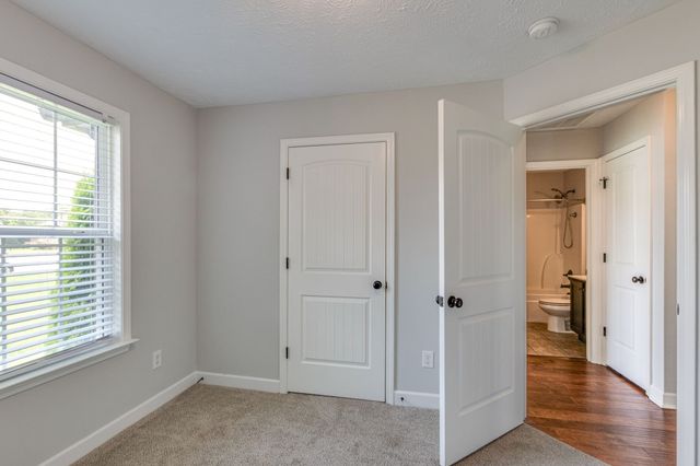 2524 Auldridge Dr, Christiana, TN 37037