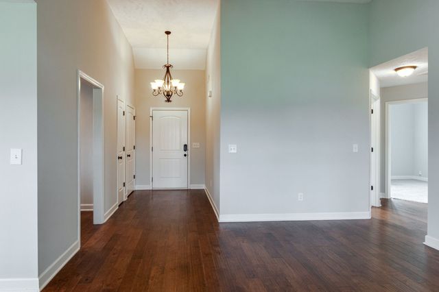 2524 Auldridge Dr, Christiana, TN 37037