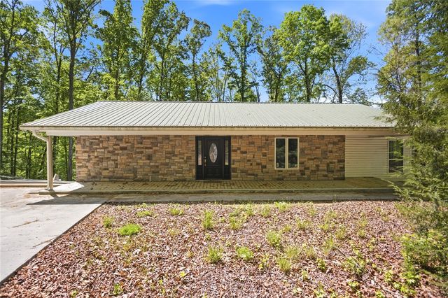215 Boxwood Lane, Westminster, SC 29693